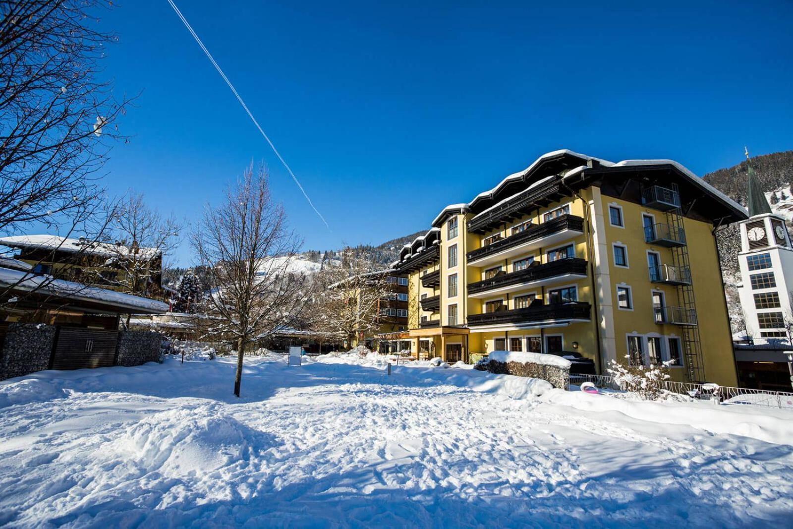 Hotel Pinzgauerhof By Alpeffect Hotels Zell am See Exterior photo